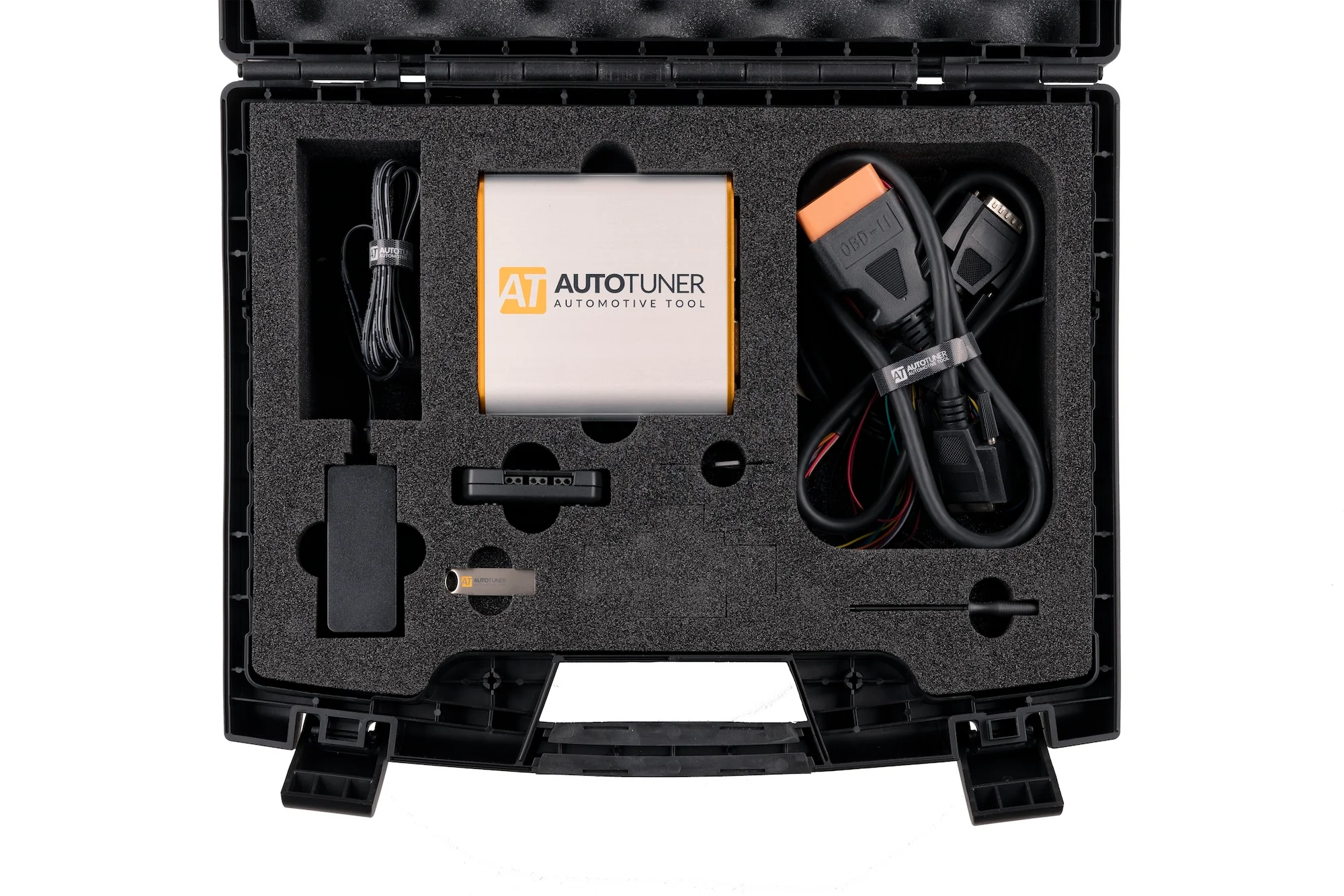 AutoTuner est la solution simple, rapide et universelle de reprogrammation de véhicules développée par des préparateurs pour des préparateurs